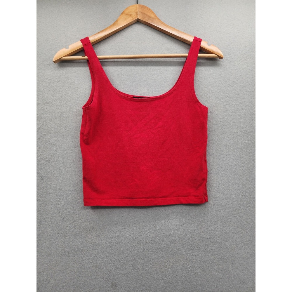 Forever 21 Red Crop Tank Top Medium Scoop Neck Sleeveless Basic‎ Summer Stretch